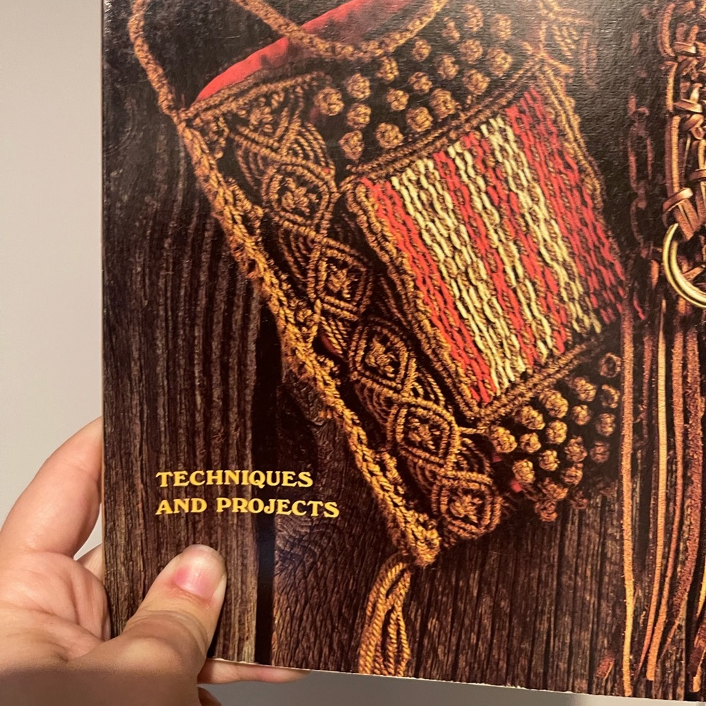Vintage A Sunset Book Macrame Creative Knot Tying Thick Magazine - Picture 4 of 9